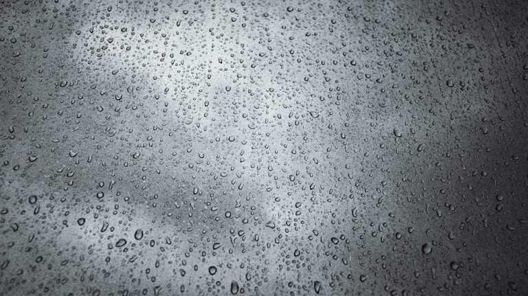 raindrops-3216607_1280